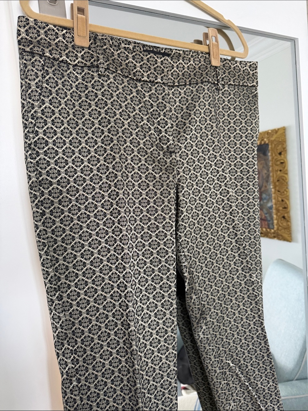 Ann Taylor Black and beige/gold Geometric Dress Pants